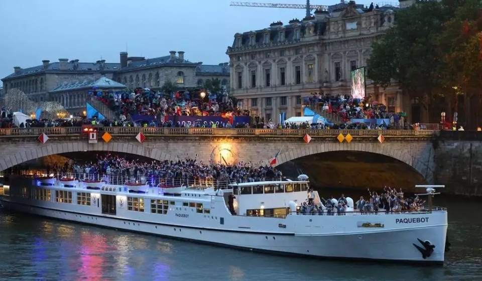 PARADE OLYMPIQUE